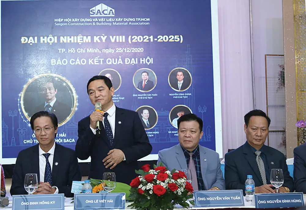 Ông Lê Viết Hải, Chủ tịch HĐQT Tập đoàn Xây dựng Hòa Bình, làm Chủ tịch Hiệp hội Xây dựng và Vật liệu xây dựng TPHCM ảnh 1