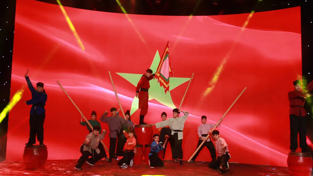 Văn Quyết, Huỳnh Như và Minh Trí đoạt Quả bóng Vàng Việt Nam 2020 ảnh 19