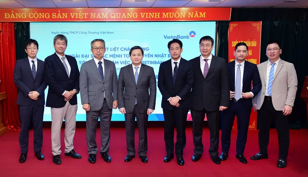 Đại sứ Đặc mệnh toàn quyền Nhật Bản thăm và làm việc tại VietinBank ảnh 3