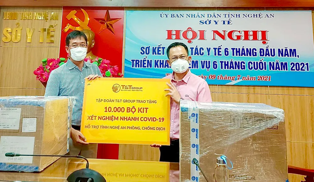 T&T Group hỗ trợ trên 180.000 bộ kit xét nghiệm nhanh Covid-19 giúp các địa phương phòng, chống dịch ảnh 3