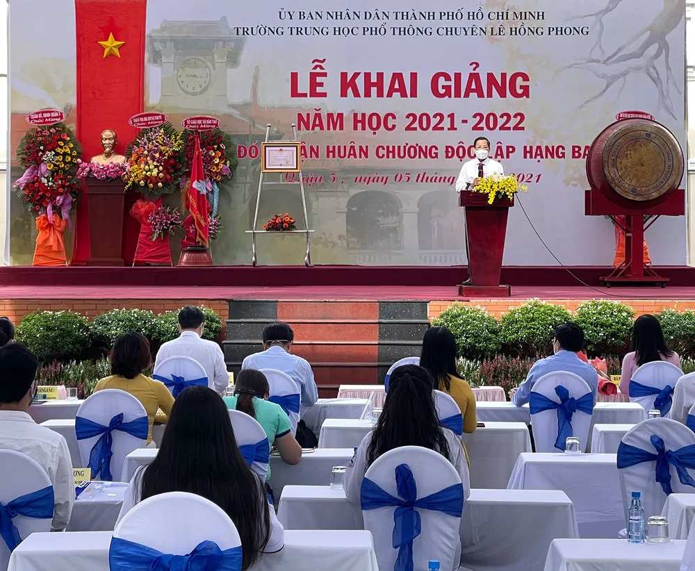 Nhiều địa phương tổ chức lễ khai giảng “đặc biệt” ảnh 3