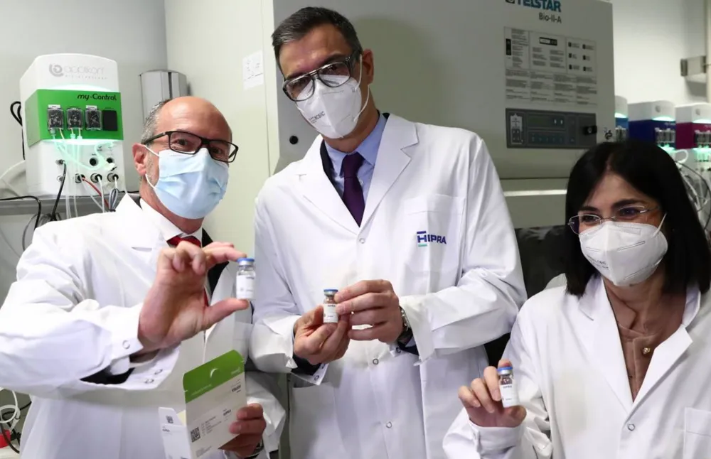 T&T Group xúc tiến mua 50 triệu liều vaccine phòng Covid-19 từ châu Âu ảnh 3