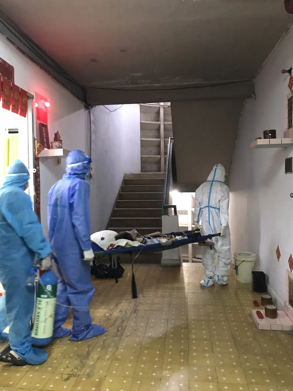 Hỗ trợ bình oxy miễn phí cho nhiều quận huyện và TP Thủ Đức ảnh 8