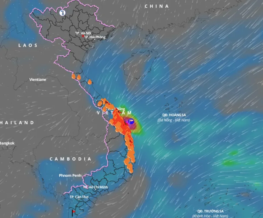 Từ chiều tối 27 đến sáng 28-12, khu vực từ Thừa Thiên-Huế đến Phú Yên tiếp tục có mưa vừa, mưa to, có nơi mưa rất to. Ảnh: vndms