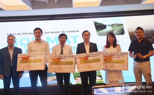 Nhà báo xứ Nghệ tại TPHCM luôn hướng về quê hương ảnh 3