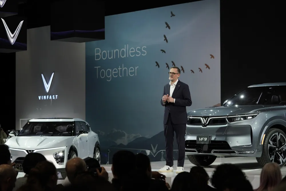 VinFast công bố giá thuê pin tại thị trường Mỹ và kích hoạt giao dịch NFT ảnh 2