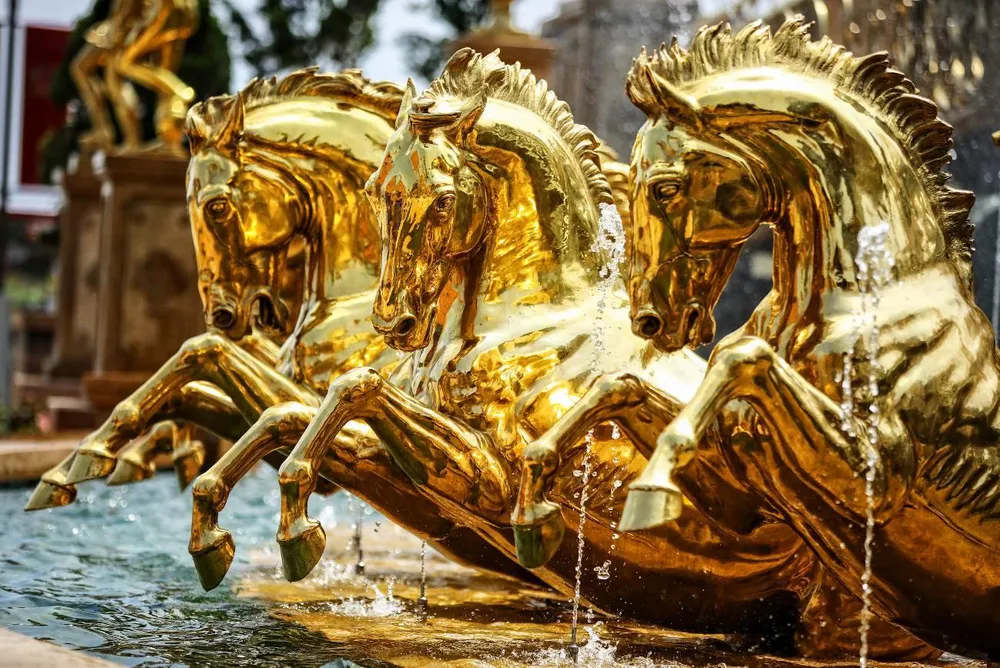 Thêm một công trình biểu tượng đậm chất thần thoại tại Sun World Ba Na Hills ảnh 6