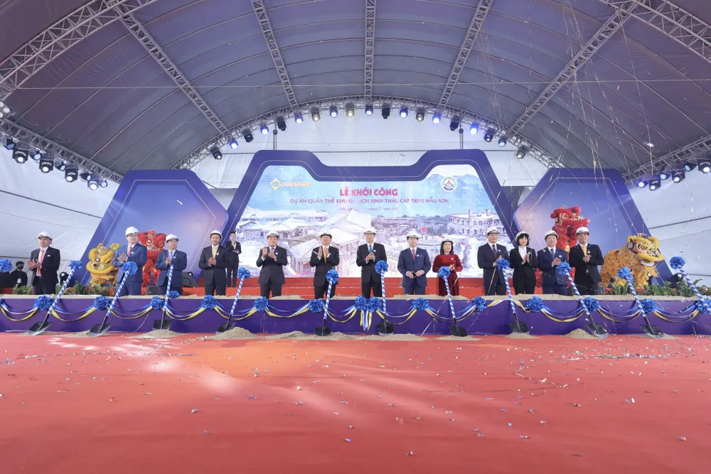 Sun Group đầu tư xây dựng Quần thể du lịch vui chơi giải trí chủ đề “thị trấn tuyết” trên đỉnh Mẫu Sơn ảnh 3