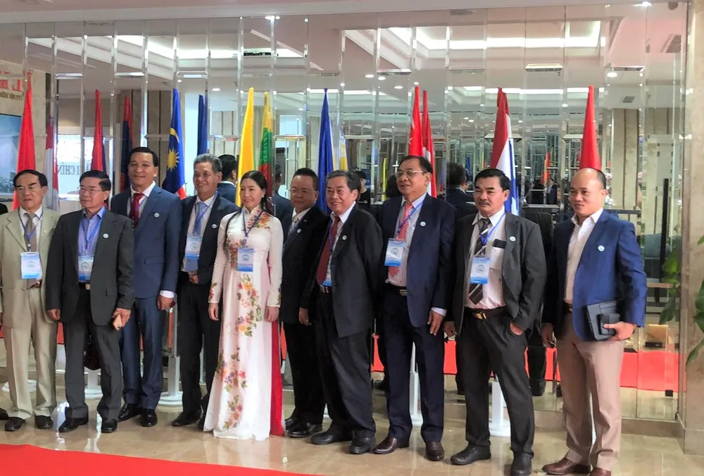 Tìm giải pháp chuyển tư duy từ sản xuất nông nghiệp sang kinh tế nông nghiệp ảnh 1