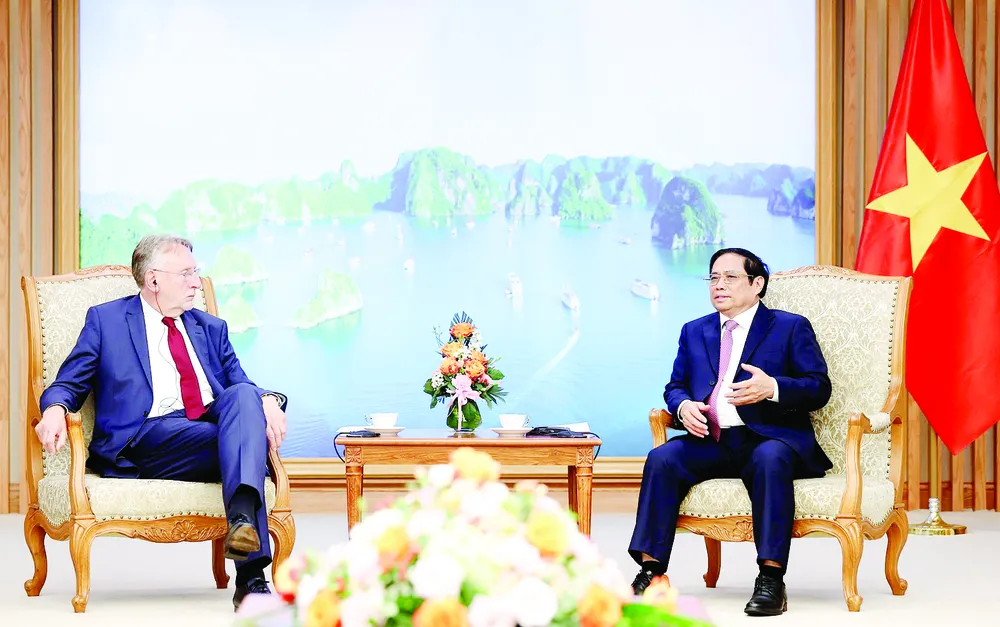 Việt Nam xem xét mua điện từ các dự án của Lào ảnh 1