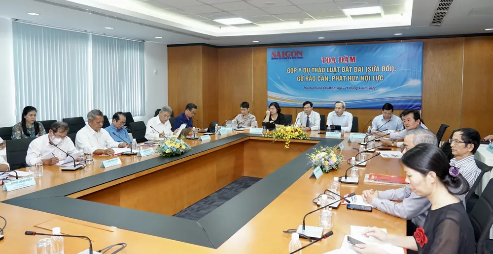 Báo SGGP tổ chức tọa đàm “Góp ý Dự thảo Luật Đất đai (sửa đổi): Gỡ rào cản, phát huy nội lực” ảnh 5