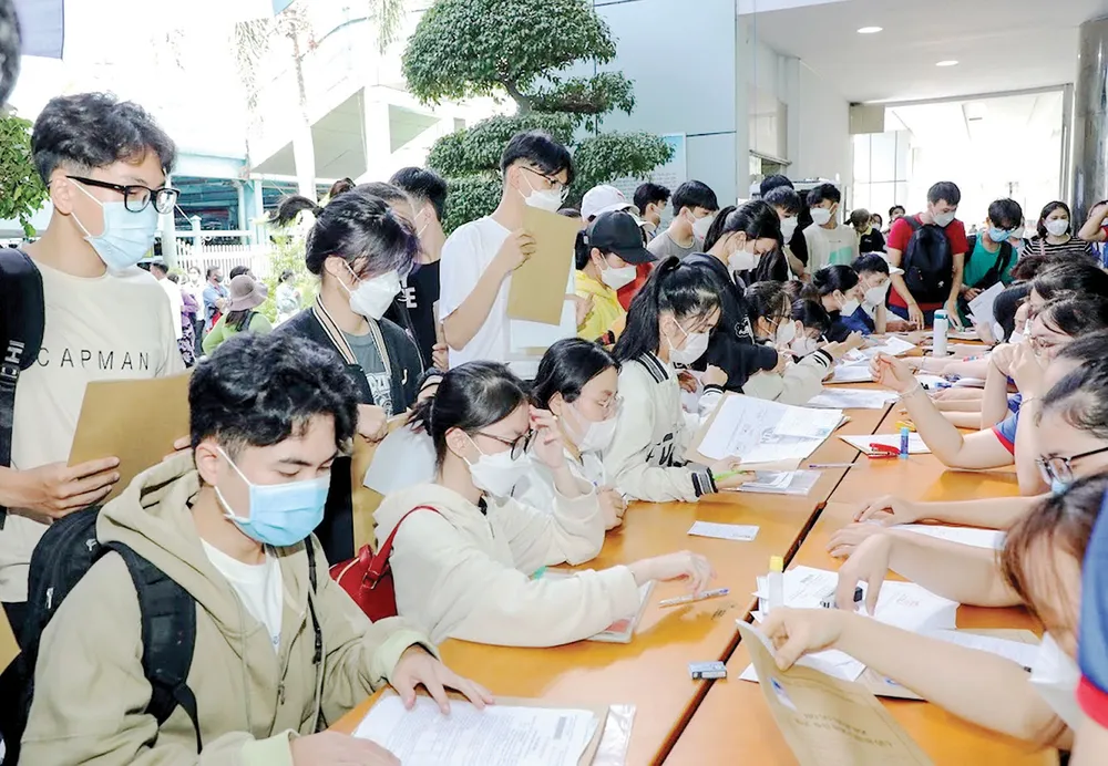 Trả lại quyền tuyển sinh cho các trường đại học ảnh 1