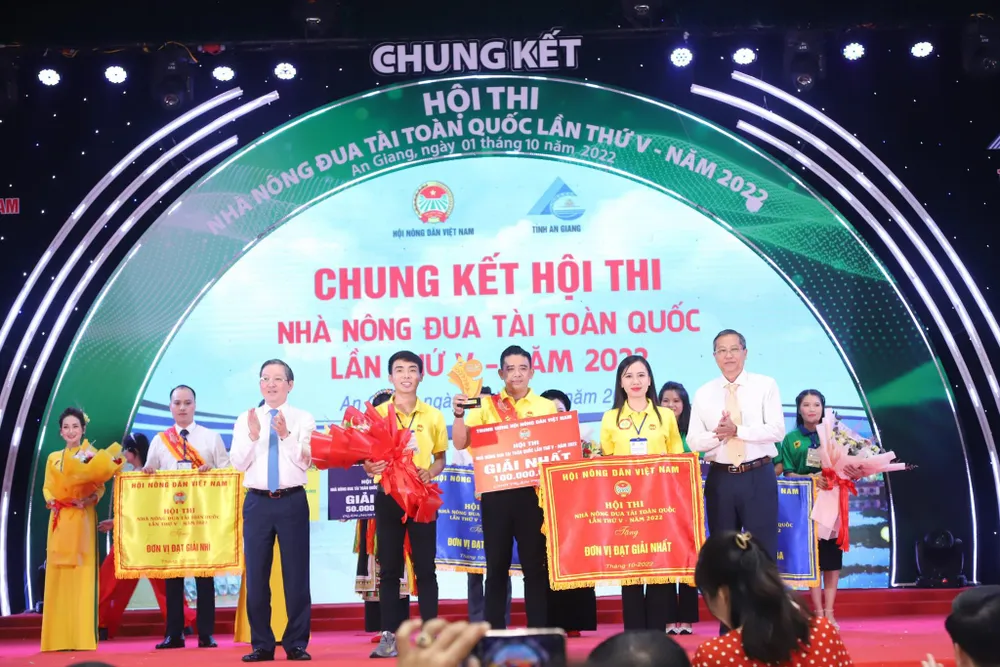 Kết thúc Hội thi Nhà nông đua tài toàn quốc lần thứ V - Năm 2022: Thành công rực rỡ ảnh 1
