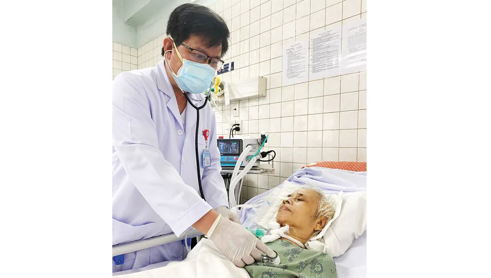 Dồn dập nhập viện vì bệnh hô hấp