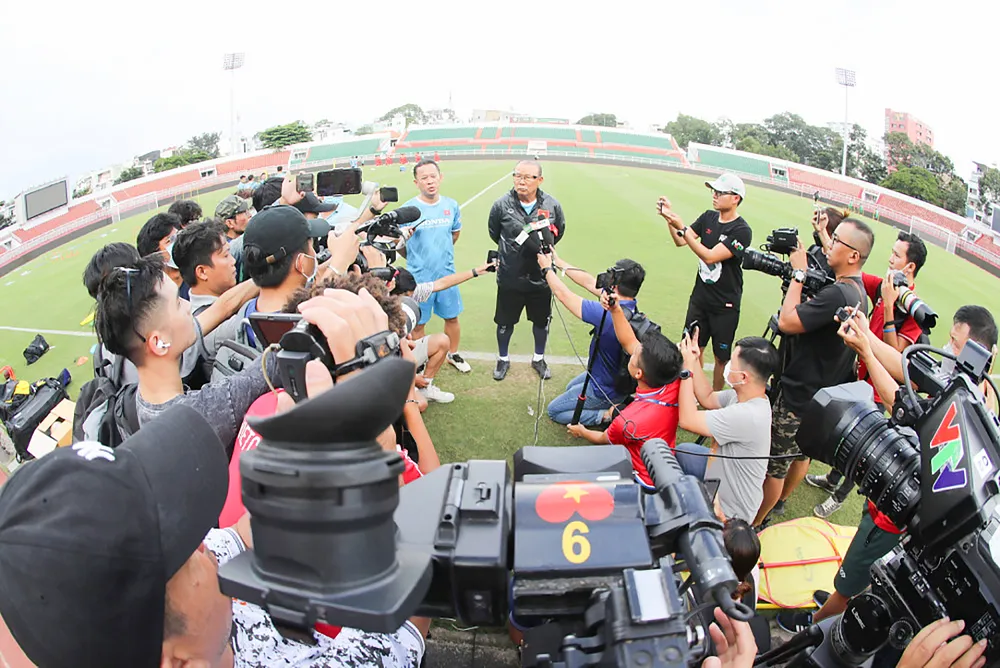 Cựu HLV trưởng Park Hang-seo luôn nhận được sự quan tâm sát sao của giới truyền thông