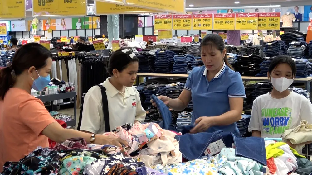 Hàng Việt được bán tại siêu thị Co.opmart