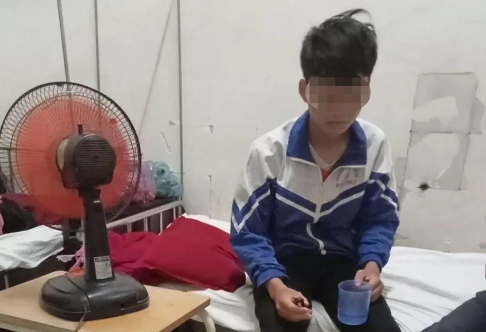 Cháu V. sau khi bị đánh hội đồng phải vào Huế nhập viện, không thể thi vào lớp 10