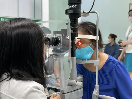 Bệnh đau mắt đỏ đang lây lan nhanh ảnh 1 Bệnh đau mắt đỏ đang lây lan nhanh ảnh 1