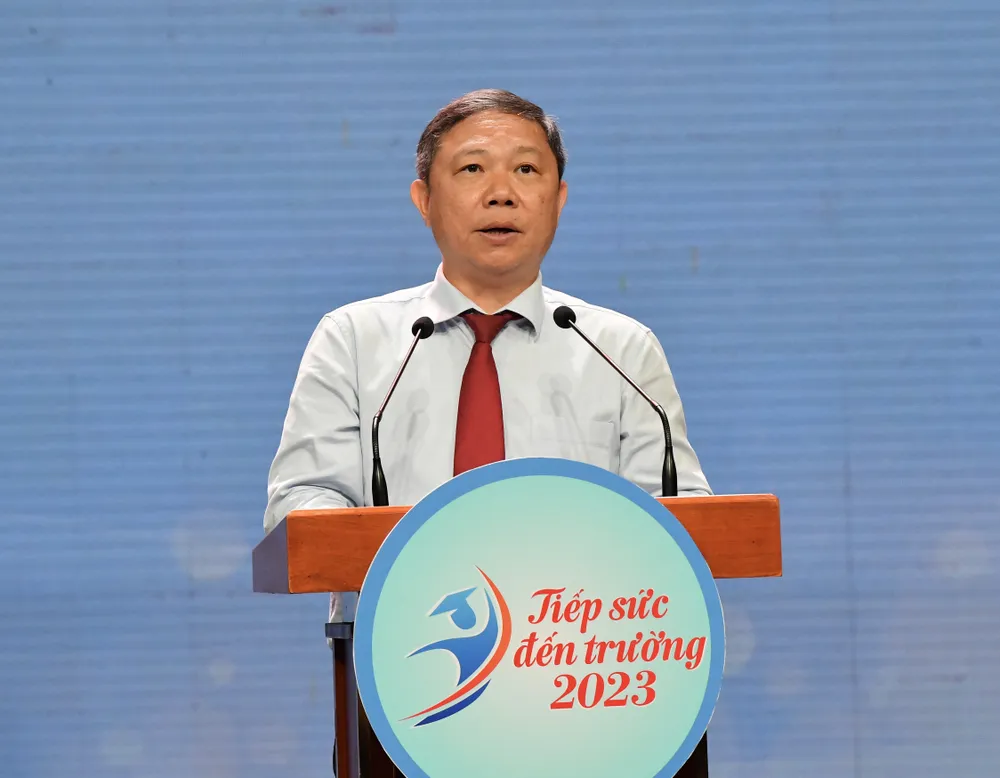 Phó Chủ tịch UBND TPHCM Dương Anh Đức phát biểu tại buổi lễ. Ảnh: VIỆT DŨNG