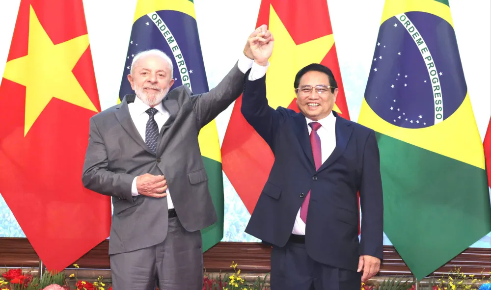 Thủ tướng Phạm Minh Chính và Tổng thống Cộng hòa Liên bang Brazil Luiz Inácio Lula da Silva, chiều 28-3. Ảnh: QUANG PHÚC