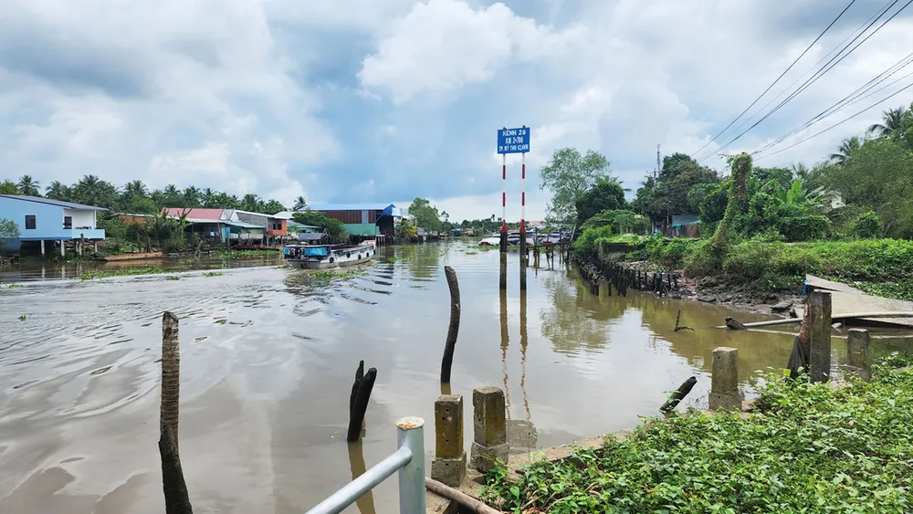 Bờ sông Tiền, khu vực thuộc huyện Cái Bè, tỉnh Tiền Giang thường xuyên xảy ra sạt lở