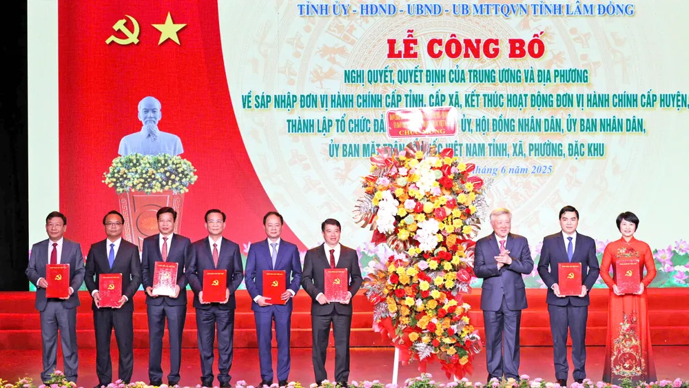 Thành lập tỉnh Lâm Đồng mới có diện tích lớn nhất cả nước