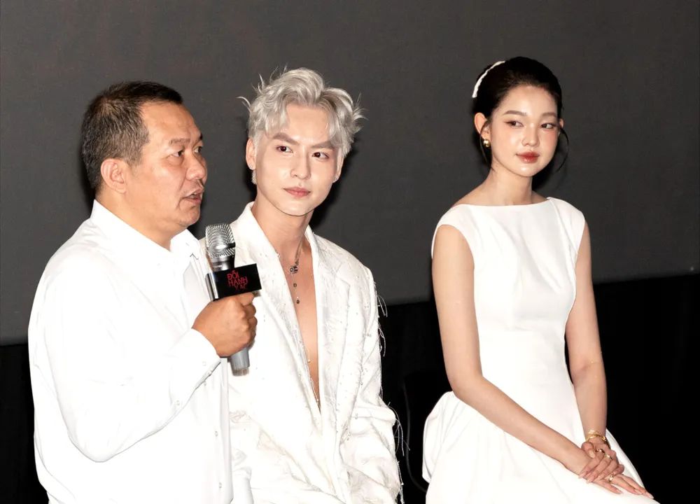 Đạo diễn đi hơn 20.000km tìm bối cảnh phim