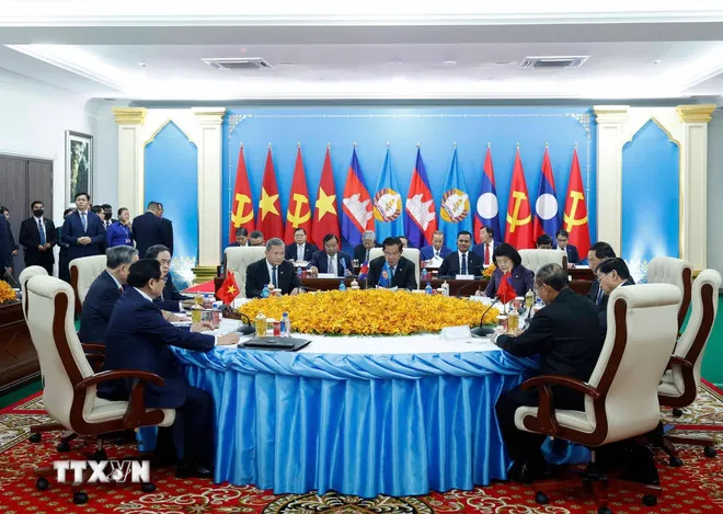 Cuộc gặp cấp cao giữa 3 đảng: Đảng Nhân dân Campuchia, Đảng Cộng sản Việt Nam và Đảng Nhân dân Cách mạng Lào. Ảnh: THỐNG NHẤT/TTXVN