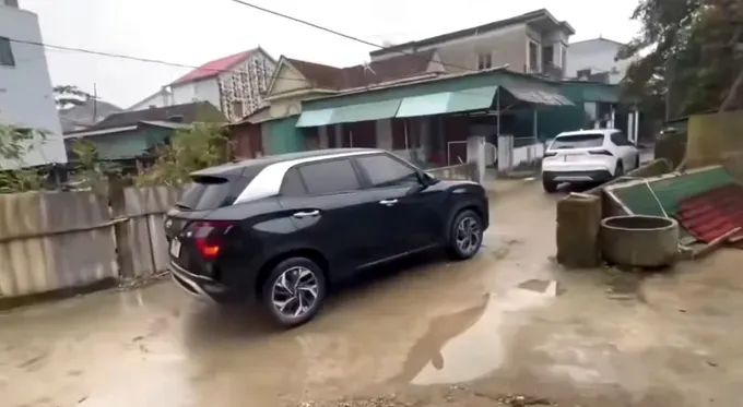 Hiện trường vụ chặn xe ngày mùng 2 Tết Nguyên Đán