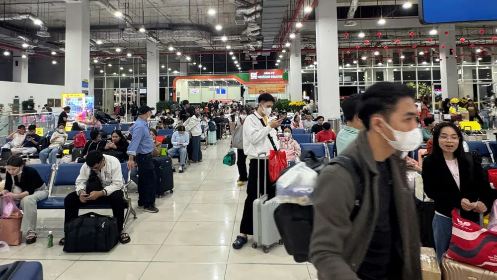 Một số doanh nghiệp tại Bến xe Miền Đông TPHCM kê khai tăng giá vé. 