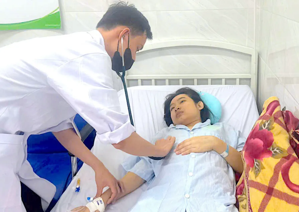 Chị Ngô Mỹ Uyên được chẩn đoán đã mắc bệnh lupus ban đỏ hệ thống