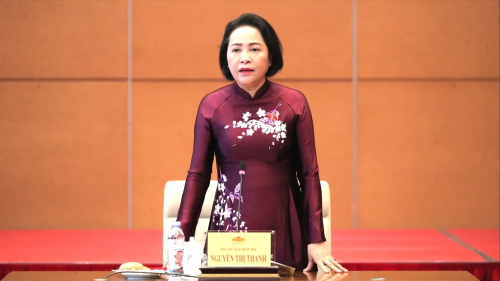Phó Chủ tịch Quốc hội Nguyễn Thị Thanh phát biểu tại buổi gặp mặt đoàn trẻ em khuyết tật, mồ côi có hoàn cảnh khó khăn vượt khó toàn quốc. Ảnh: CẨM HÀ 