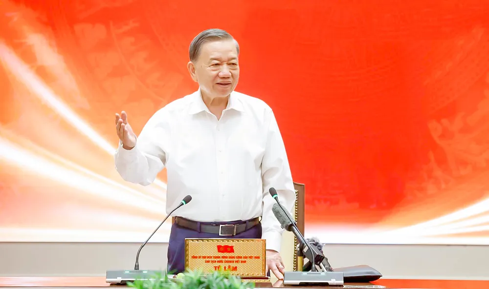 Chiều 19-8, tại Hà Nội, Tổng Bí thư, Chủ tịch nước Tô Lâm làm việc với Bộ VH-TT-DL về công tác bảo tồn, bảo tàng. Ảnh: TTXVN