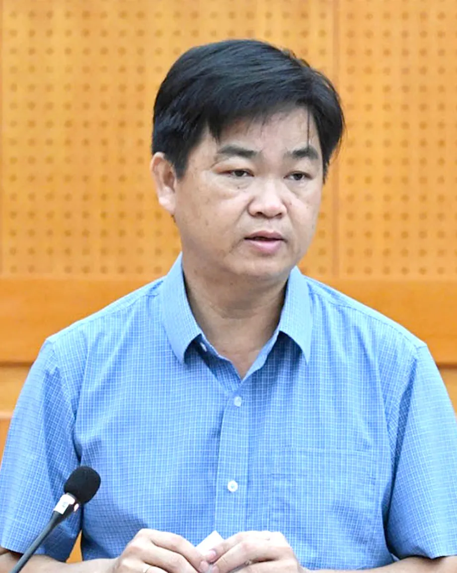 LÊ-VĂN-MINH.jpg