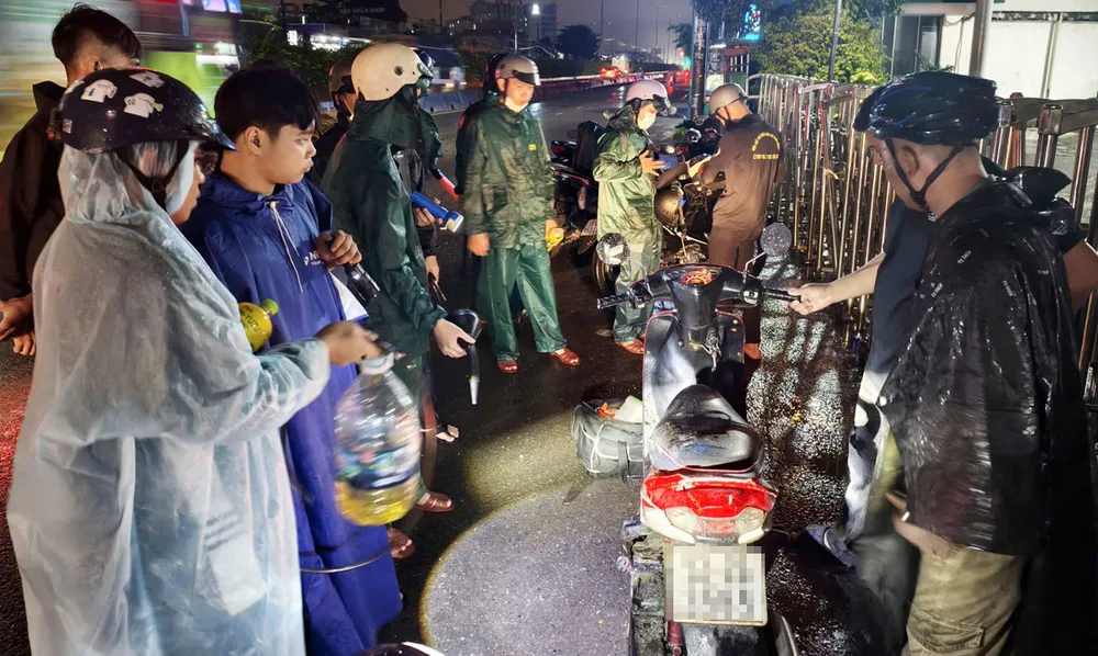 thanh-nien.jpg