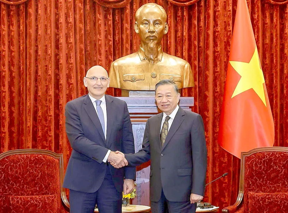 tongbithu_chutichnuoc_tolam.jpg