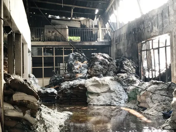 Cháy tại Công ty Sản xuất Bao bì quận 8