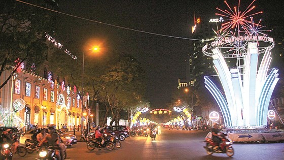 HCMC welcomes New Year 2018 ảnh 4