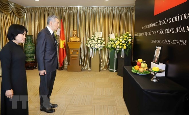 Singapore PM: President Quang devotes his life to Vietnam