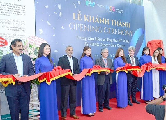 Hy Vong Cancer Care Center opened