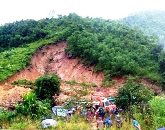 Landslides in Khanh Hoa province kill 3