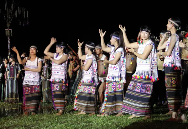 Đồng bào các dân tộc mở hội cồng chiêng ở Lâm Đồng ảnh 6