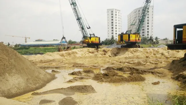 Chính phủ yêu cầu báo cáo, làm rõ nhiều vấn đề nóng ảnh 1