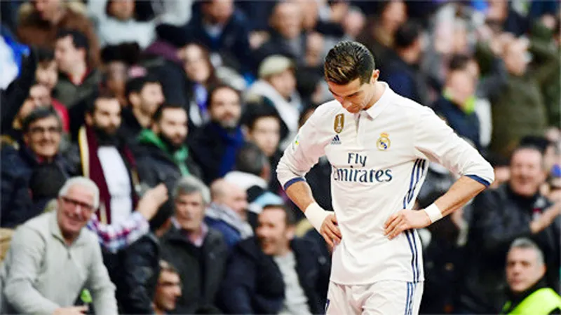 Ronaldo thường bị CĐV Real la ó