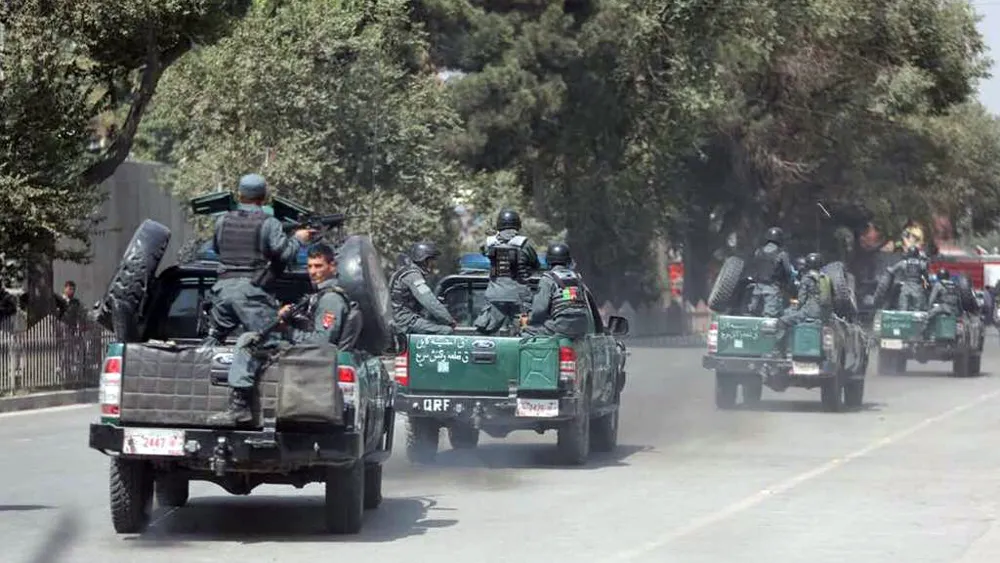 Bom nổ tại ngân hàng đang phát lương ở thủ đô Afghanistan ảnh 1