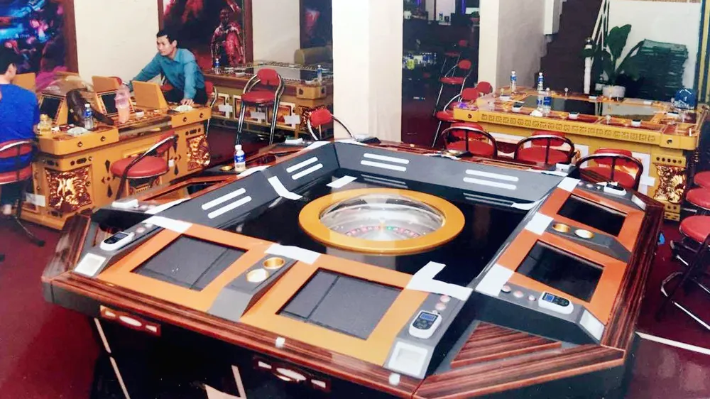 Triệt phá ổ cờ bạc do người Trung Quốc quản lý ảnh 2