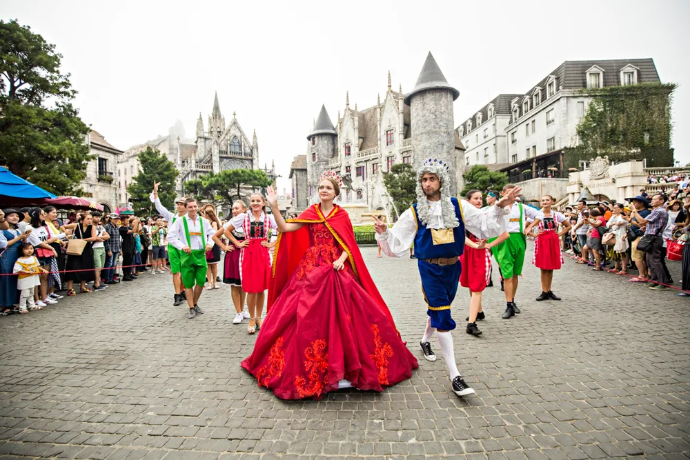 Công bố quà tặng khủng cho khách tham gia “Ngao du 5 châu 4 biển cùng Sun World” ảnh 6