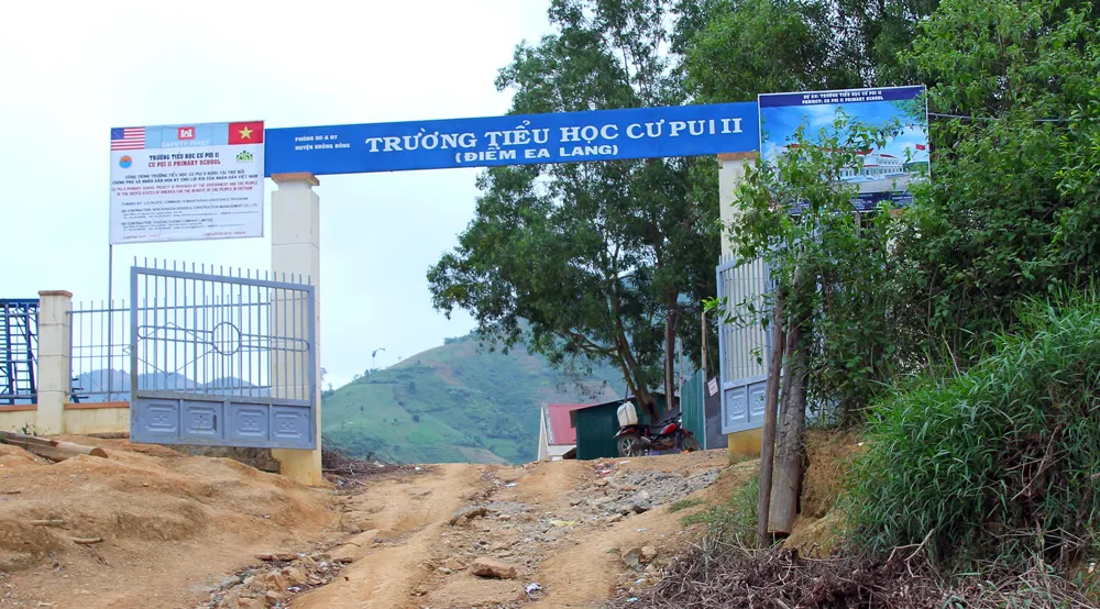 Nhiều học sinh ở Đắk Lắk mắc bệnh lạ như học sinh ở Nà Bản ảnh 1