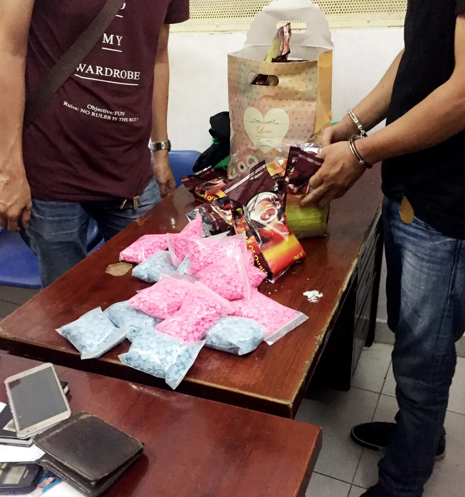 Bắt "trùm" chuyên mua ma túy từ Campuchia về phân phối cho các đại lý lớn ảnh 1