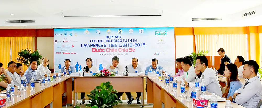 Chương trình đi bộ từ thiện Lawrence S. Ting lần thứ 13-2018: Bước chân chia sẻ ảnh 1